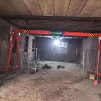 保康縣簡易小型龍門吊起重機行車，行吊，天車，龍門吊大全