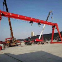 鎮江丹陽龍門吊起重機。半龍門吊機