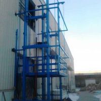 丹陽液壓導軌貨梯。升降貨梯