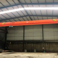 巴中門式起重機