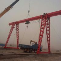 濟(jì)南起重機(jī)-上包下花龍門(mén)起重機(jī)