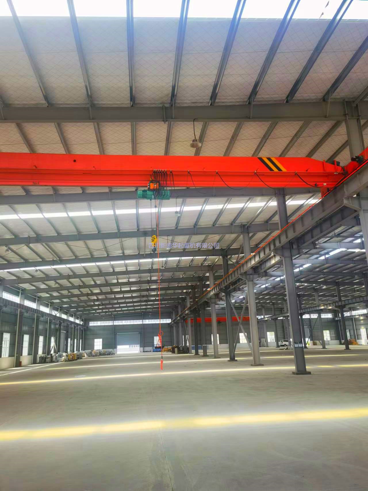 成都航車行吊、四川新盛華起重機有限公司
