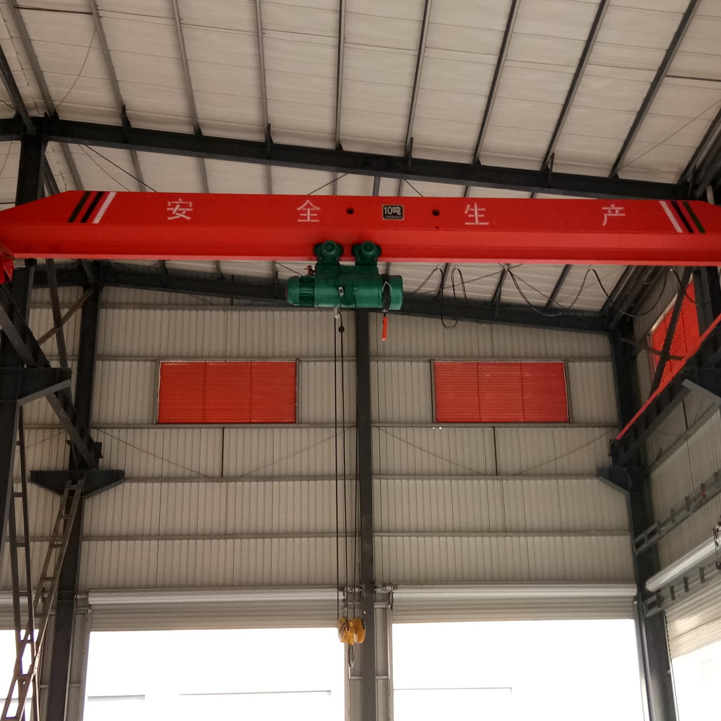成都資陽起重機單雙梁橋式行車，單梁懸掛起重機