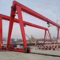 濟(jì)南碼頭吊門式起重機(jī)