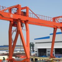 太原雙梁吊鉤門式起重機