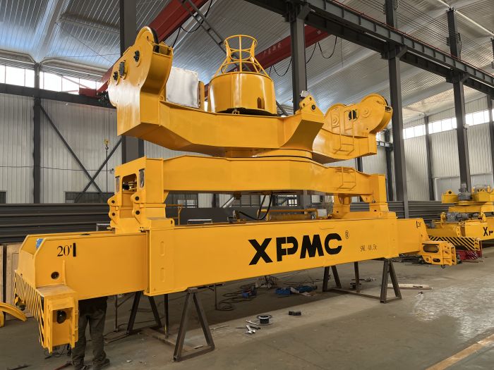 分體式伸縮旋轉(zhuǎn)吊具